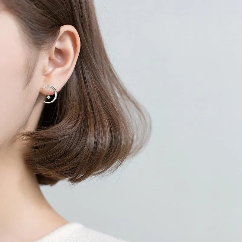 Elite Crescent Moon Minimal Studs