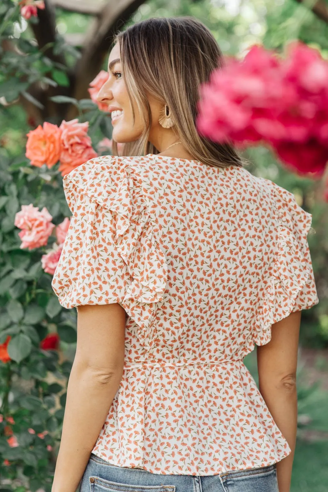 Folksong Floral Top in Coral