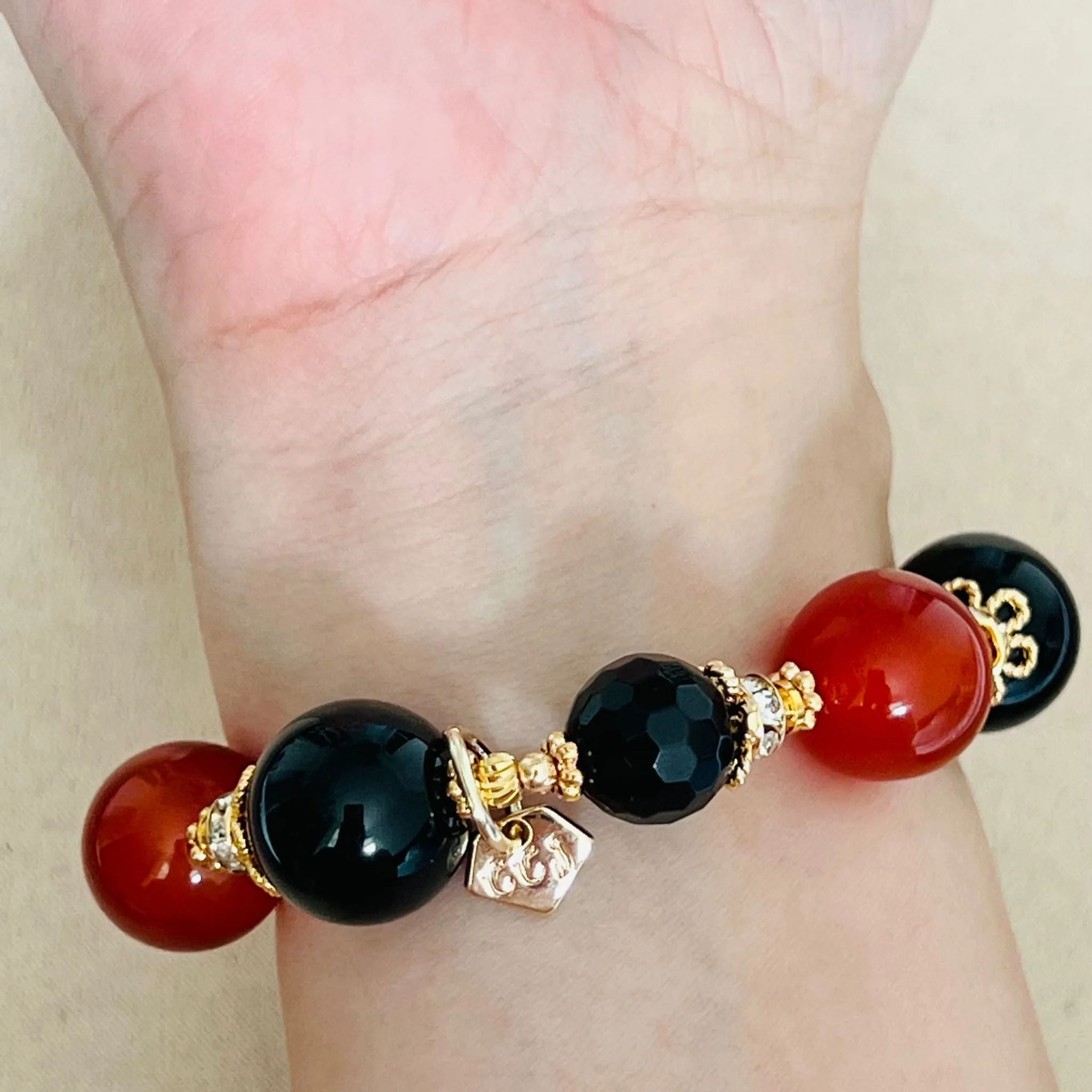 Protective Red Agate Bracelet